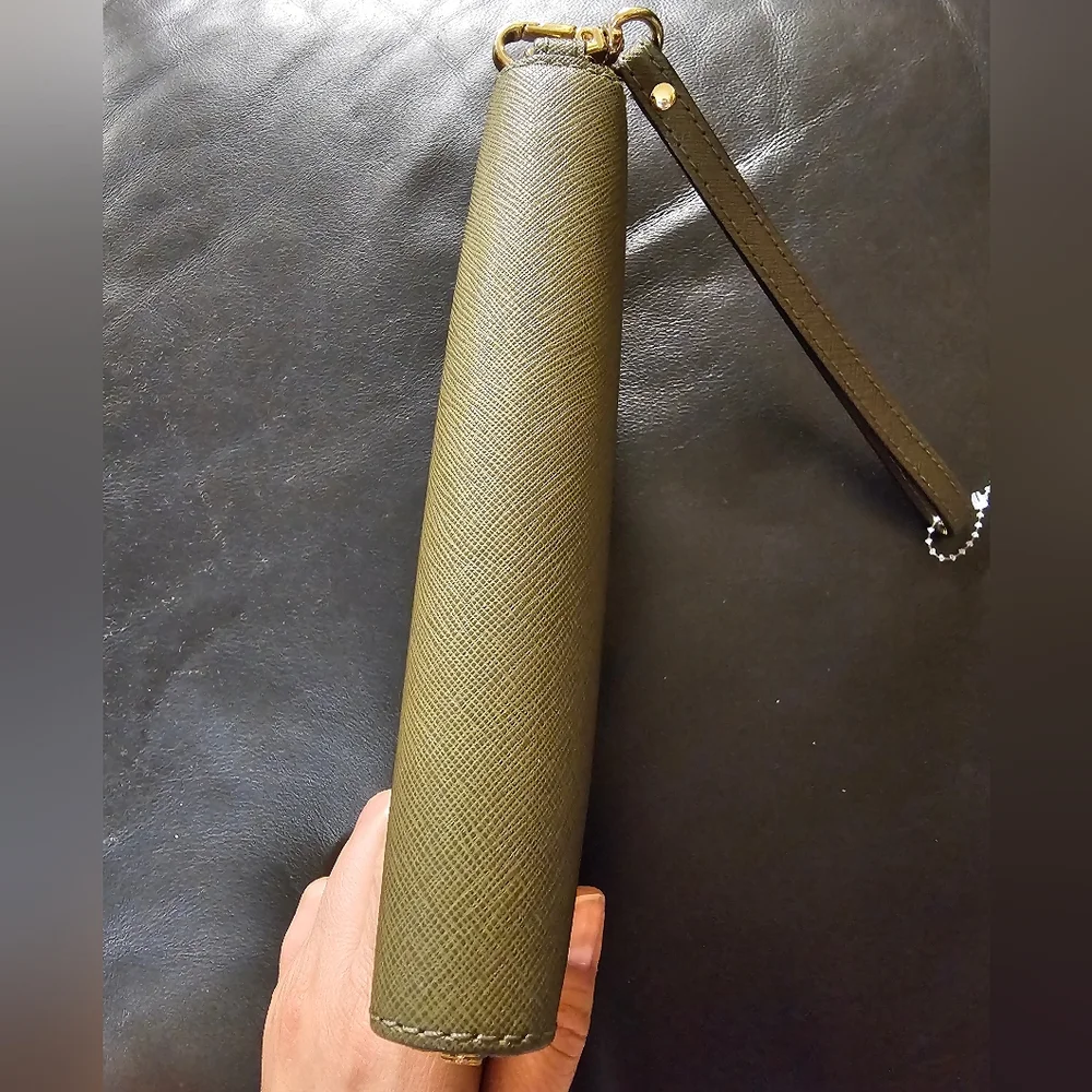 Michael Kors Large Continental Wallet Saffiano leather Olive NWOT - Picture 10 of 16